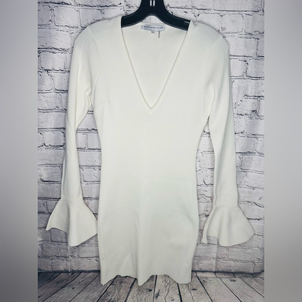 Sexy Little White Dress Long Bell Sleeve Small Nightclub Party Endless Rose